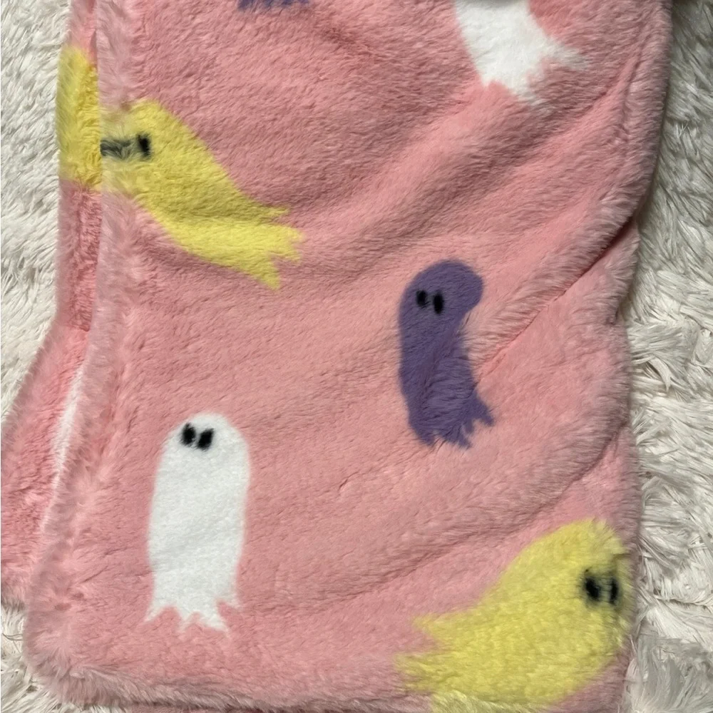 Storehouse TikTok Viral Pink Pastel Oversized Faux Fur Throw Blanket